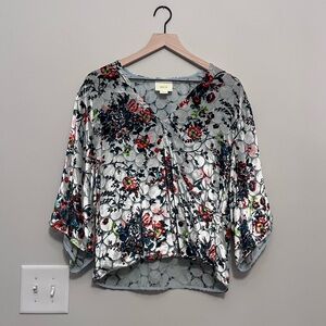 Maeve Anthropologie Small Silk Floral Umi Wrap Top